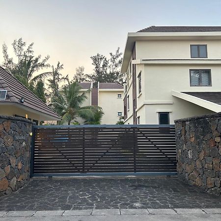 Anaya Residence Flic en Flac Экстерьер фото